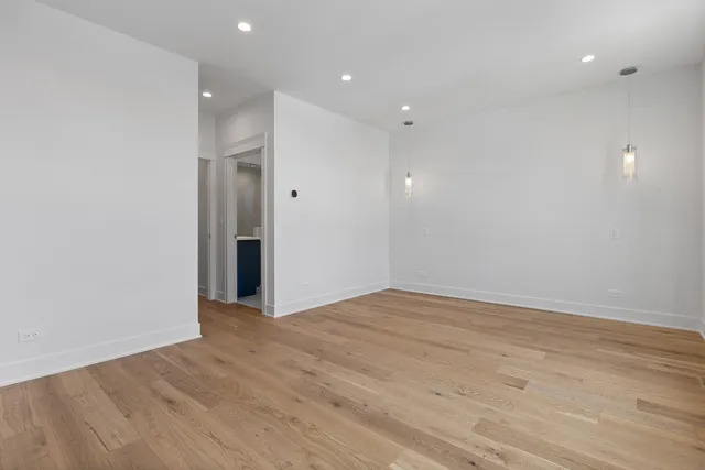 $950,000 | 832 North Mozart Street, Chicago, IL 60622