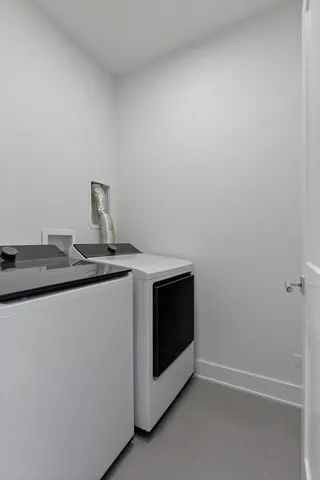 $950,000 | 832 North Mozart Street, Chicago, IL 60622