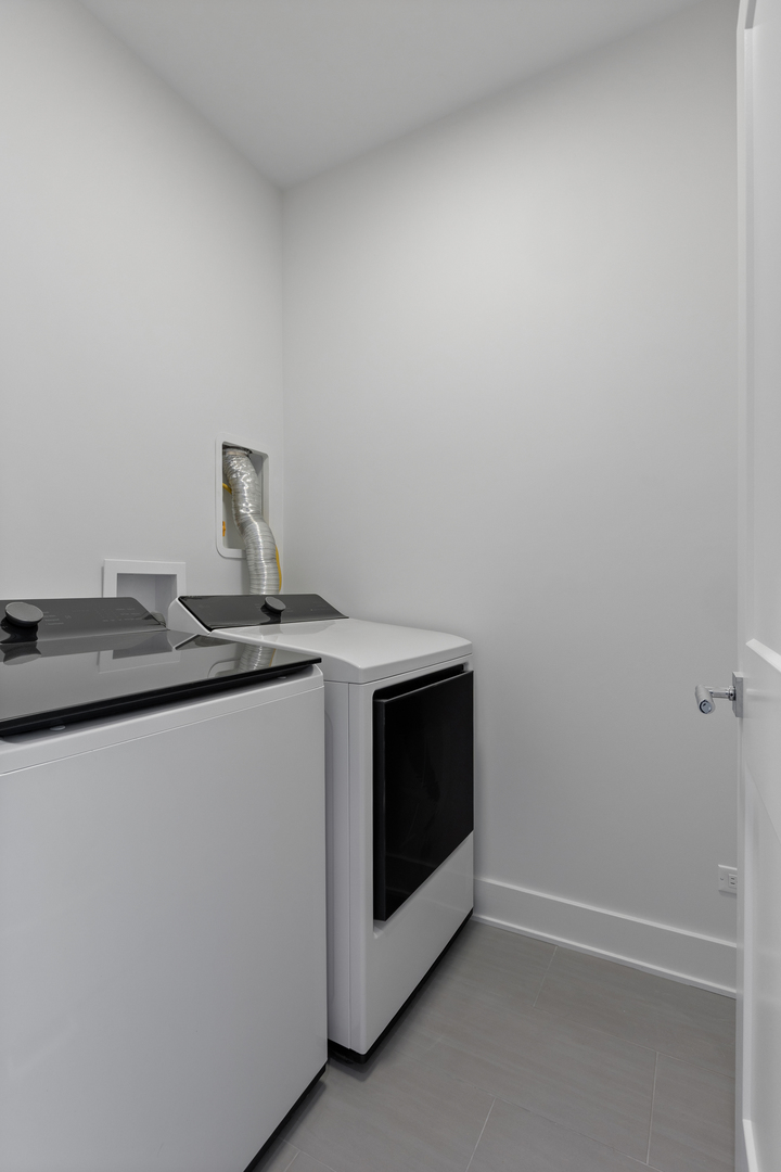 832 North Mozart Street Chicago, IL 60622 - Photo 27 of 49