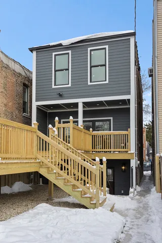 $950,000 | 832 North Mozart Street, Chicago, IL 60622