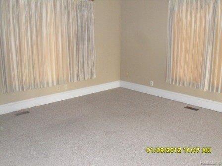 37530 Logg Road Richmond, MI 48062 - Photo 5 of 18 liv rm v1.JPG