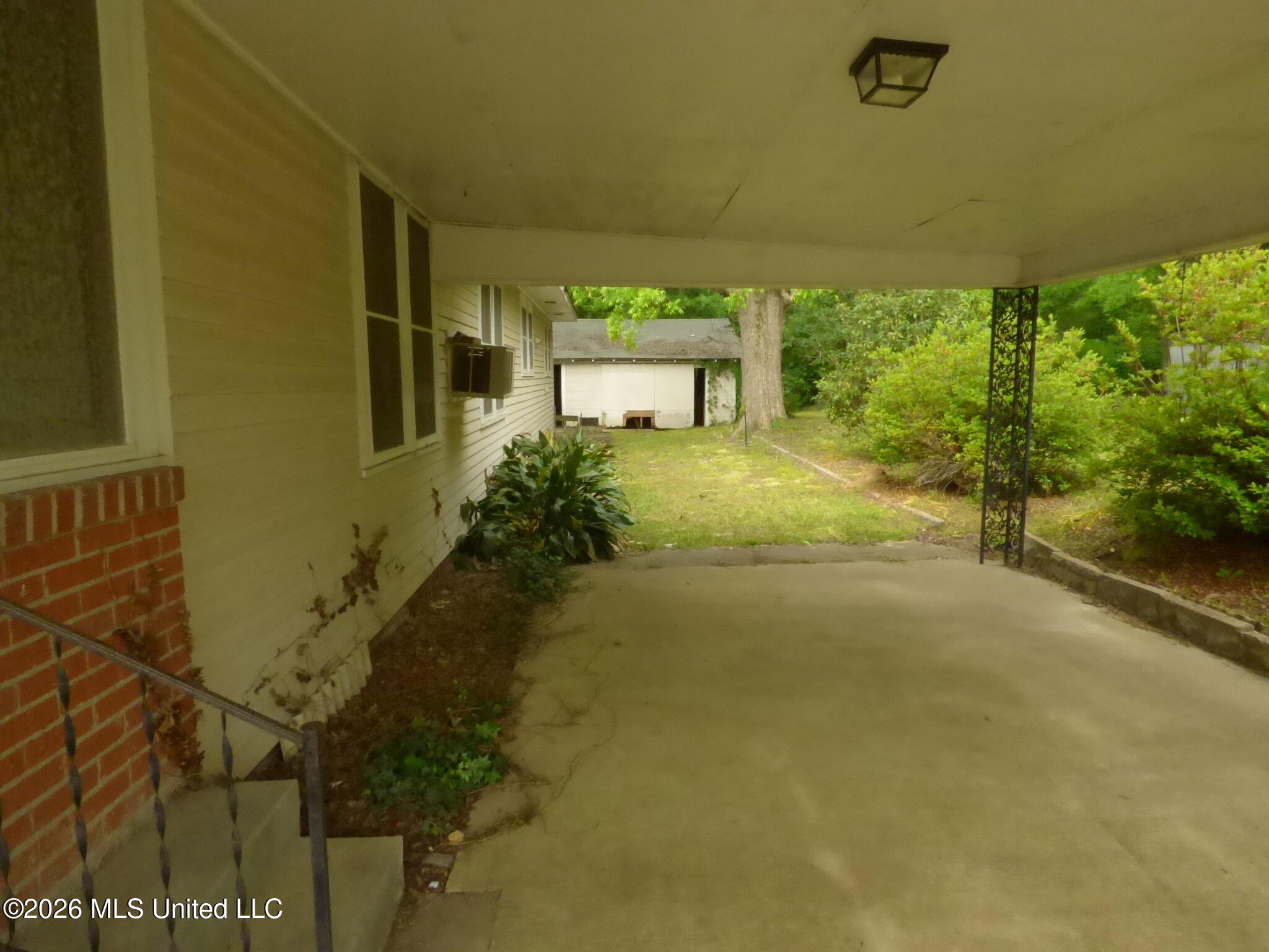500 Poplar Street Summit, MS 39666 - Photo 5 of 17 P1350475