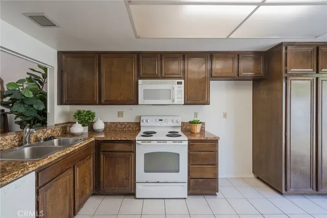 $1,125,000 | 19916 Maritime Lane, Huntington Beach, CA 92648