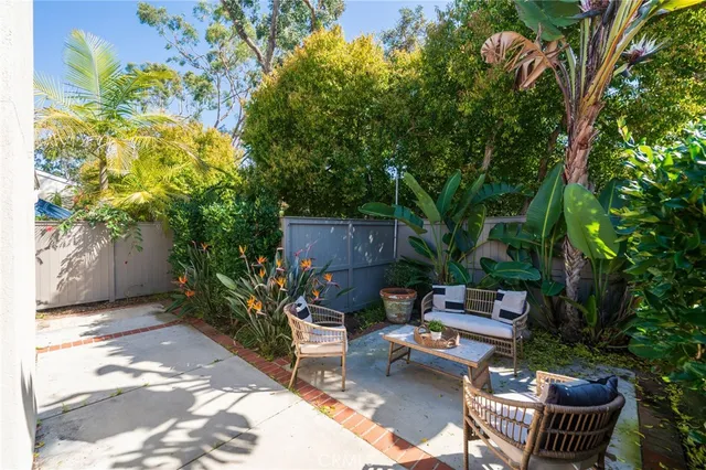 $1,125,000 | 19916 Maritime Lane, Huntington Beach, CA 92648