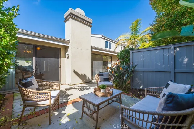 $1,125,000 | 19916 Maritime Lane, Huntington Beach, CA 92648