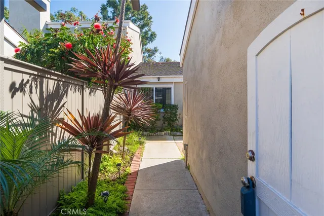 $1,125,000 | 19916 Maritime Lane, Huntington Beach, CA 92648