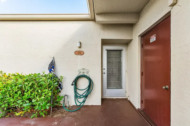 a view of a storage & utility room