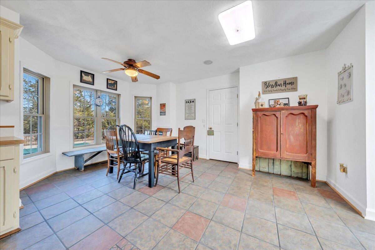 2929 West Wind Road Fincastle, VA 24090 - Photo 15 of 75 015