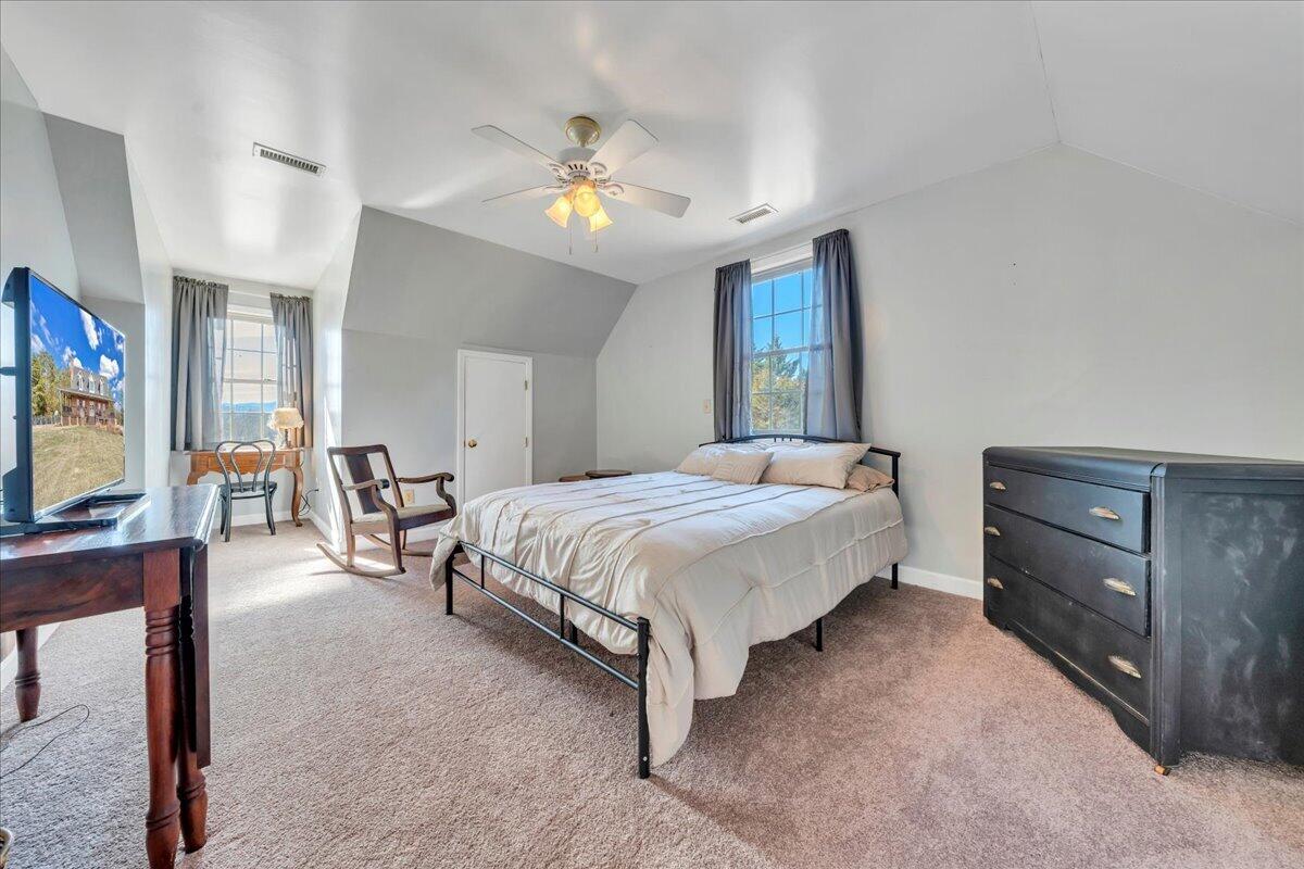 2929 West Wind Road Fincastle, VA 24090 - Photo 35 of 75 036
