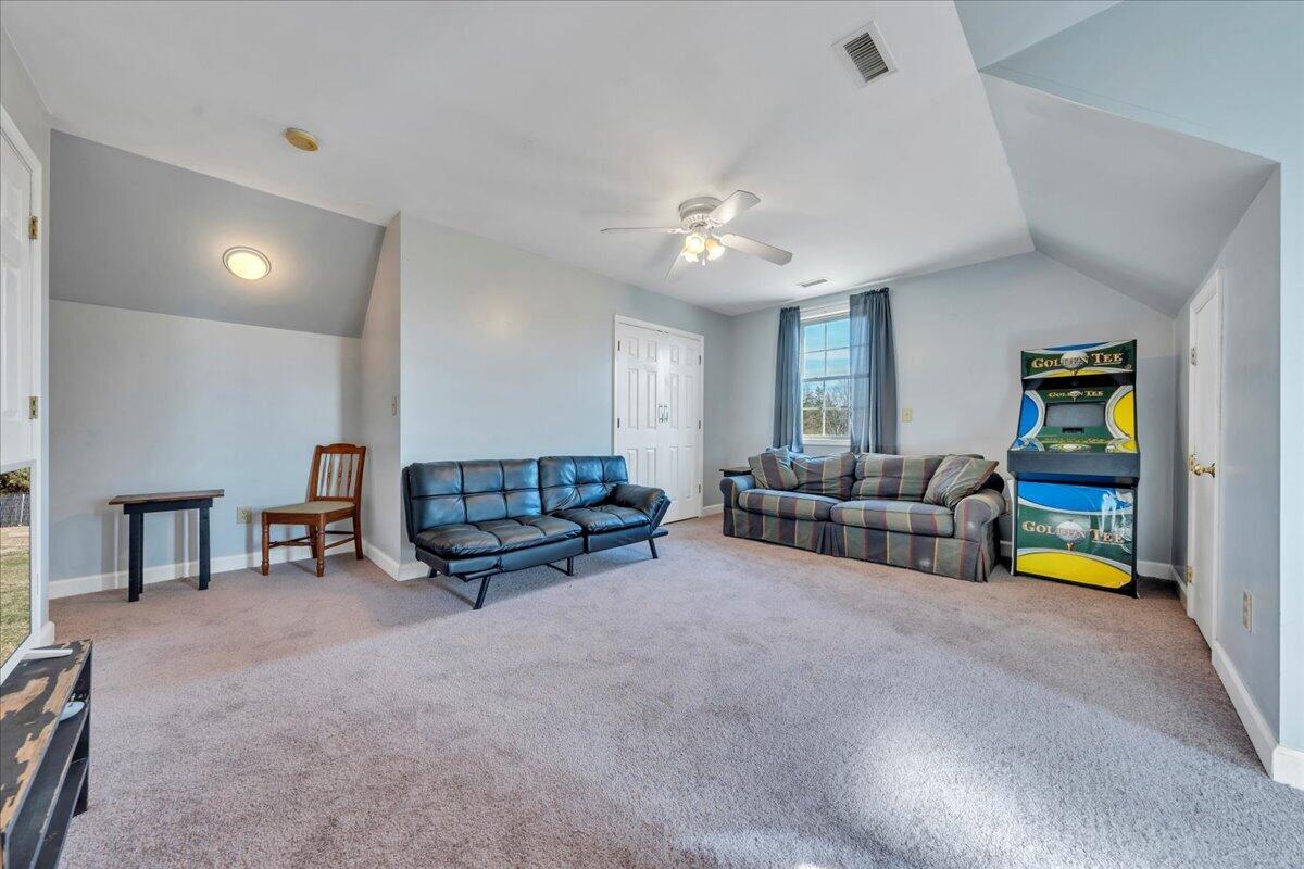 2929 West Wind Road Fincastle, VA 24090 - Photo 40 of 75 041