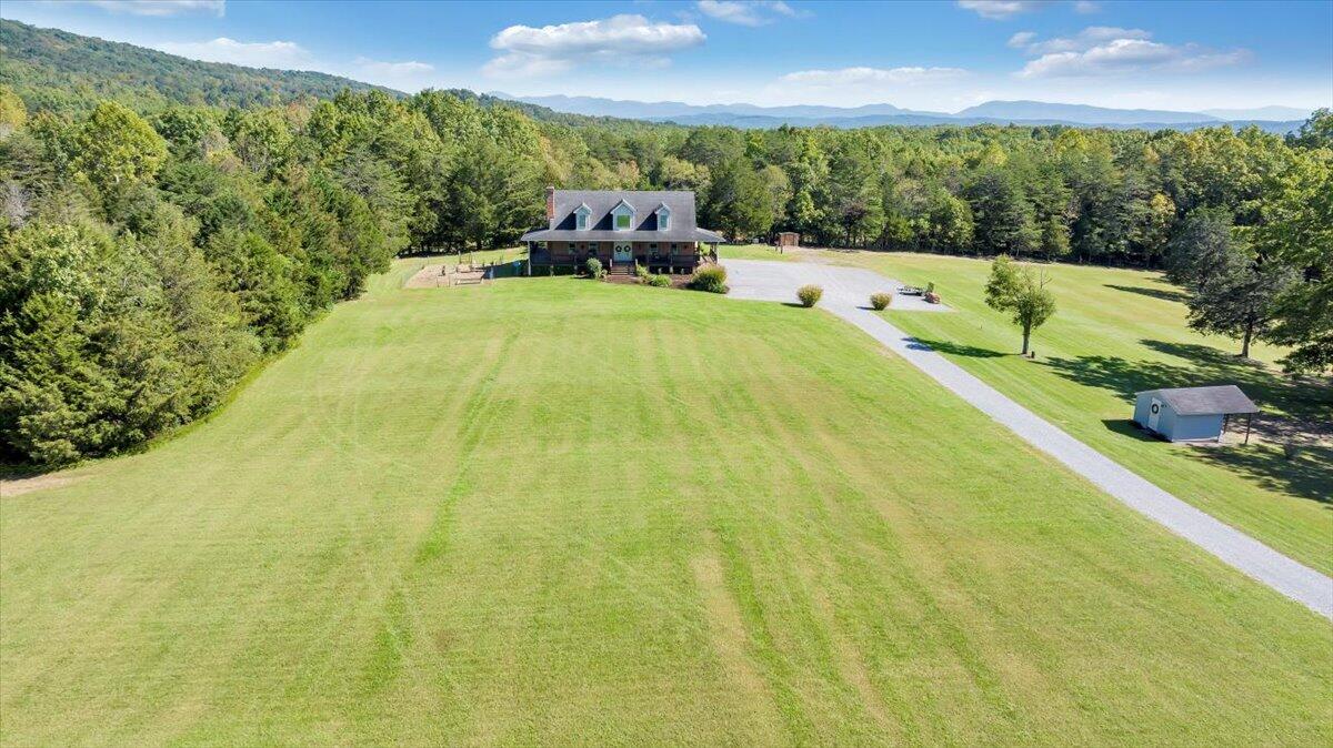 2929 West Wind Road Fincastle, VA 24090 - Photo 44 of 75 045