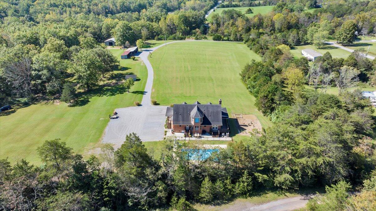 2929 West Wind Road Fincastle, VA 24090 - Photo 47 of 75 048