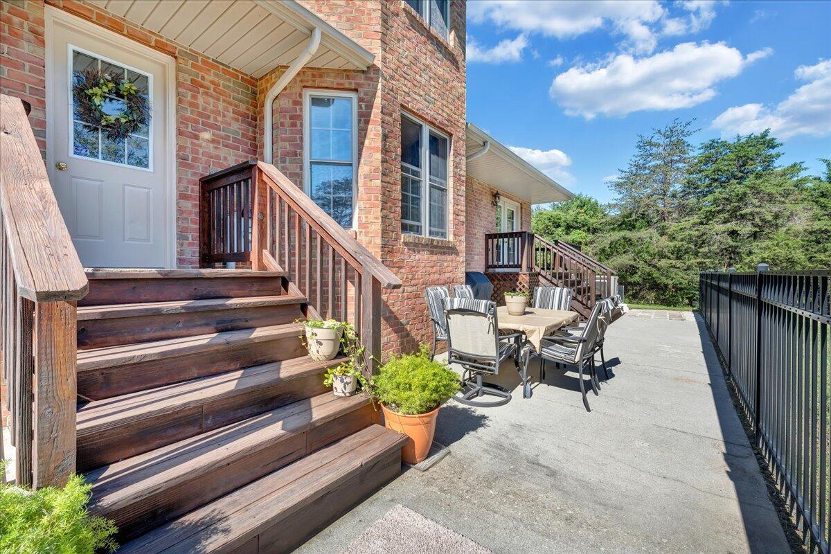 2929 West Wind Road Fincastle, VA 24090 - Photo 57 of 75 059