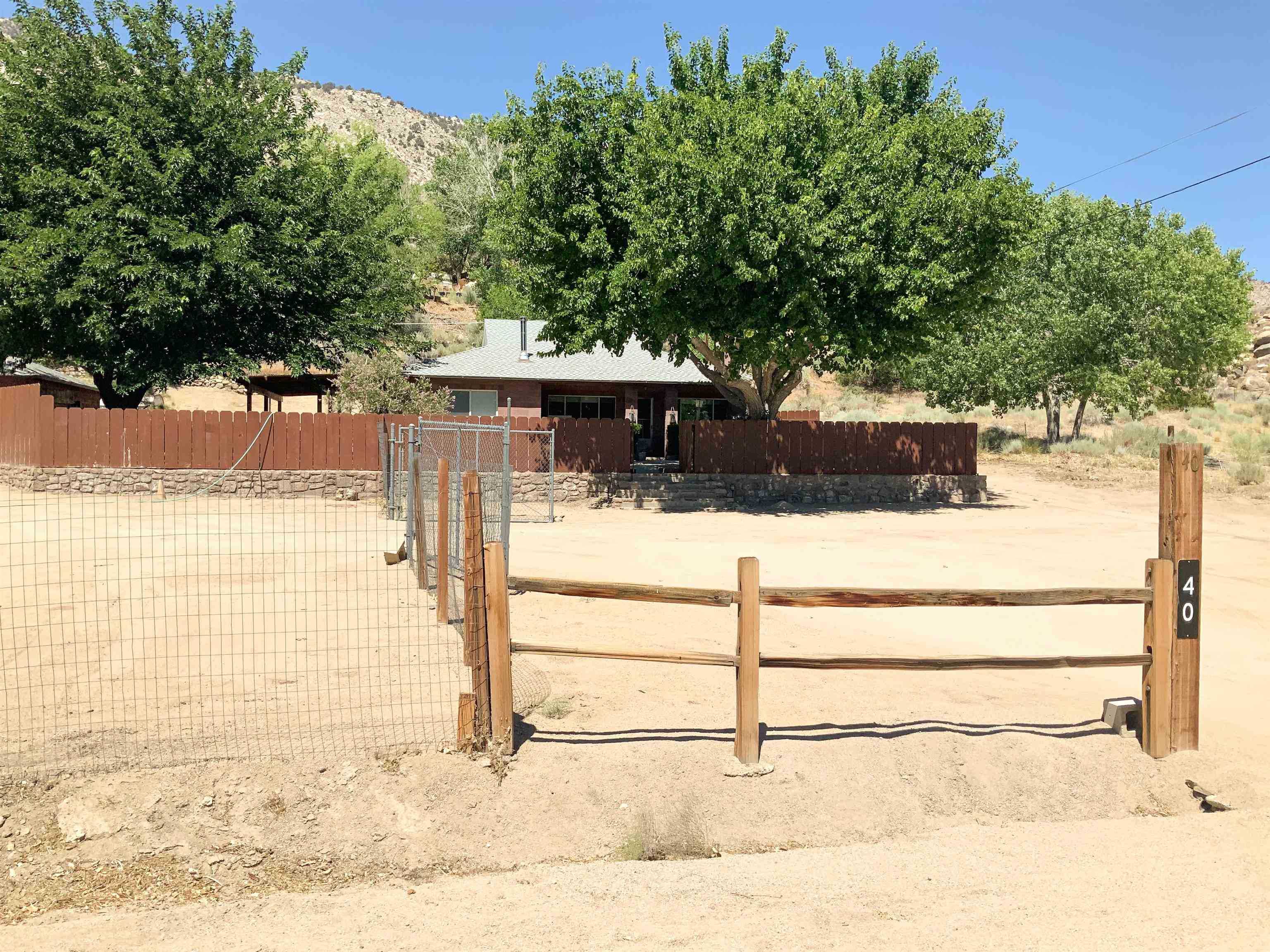 40 Lucas Road Bishop, CA 93514 - Photo 14 of 22