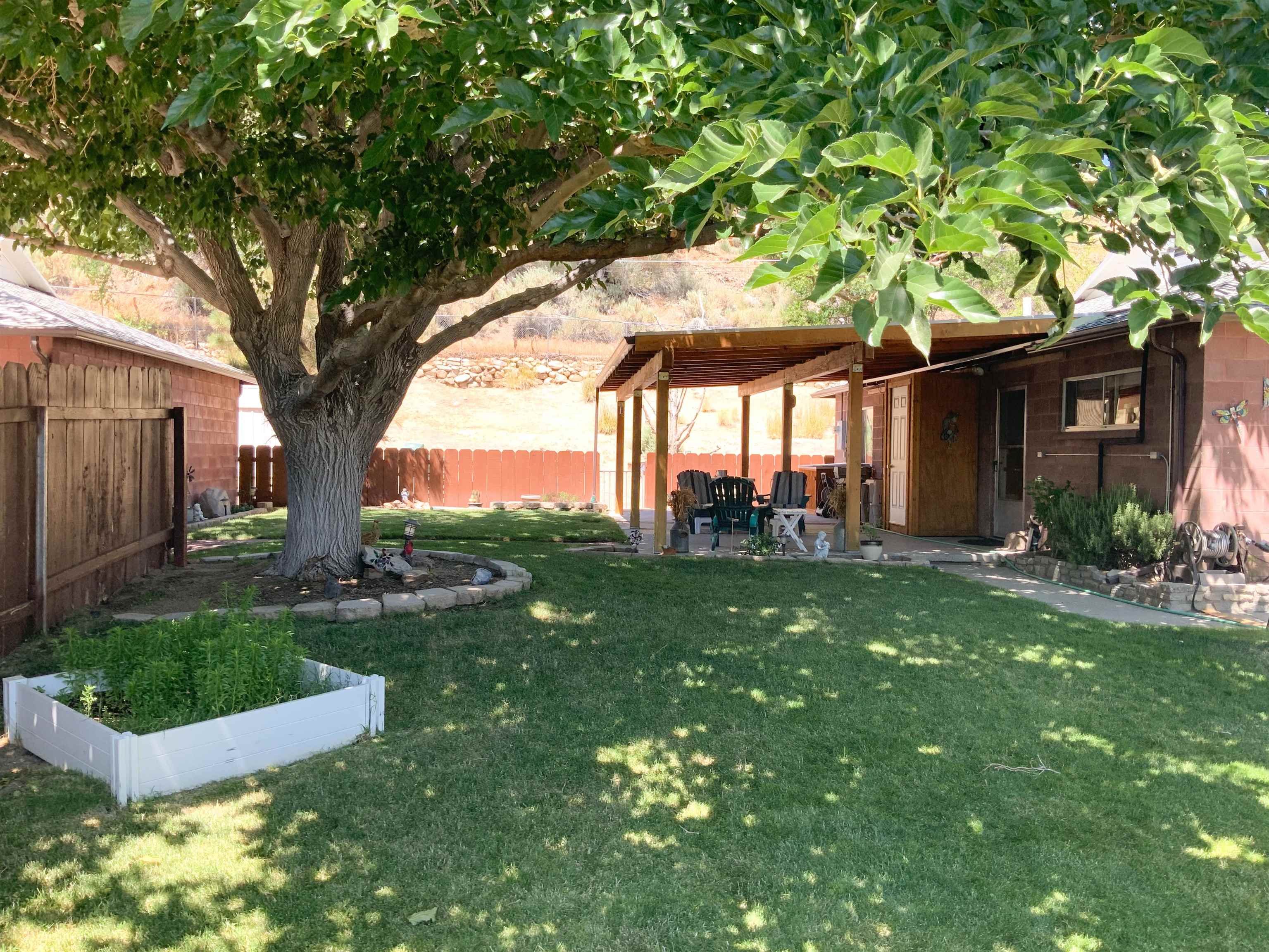 40 Lucas Road Bishop, CA 93514 - Photo 20 of 22