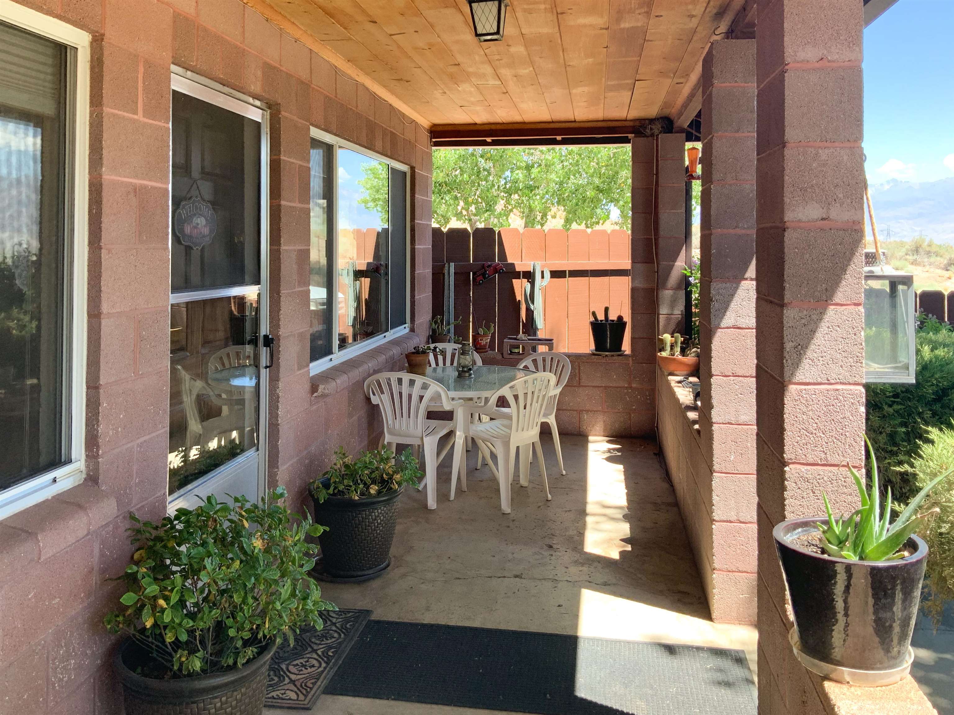 40 Lucas Road Bishop, CA 93514 - Photo 3 of 22