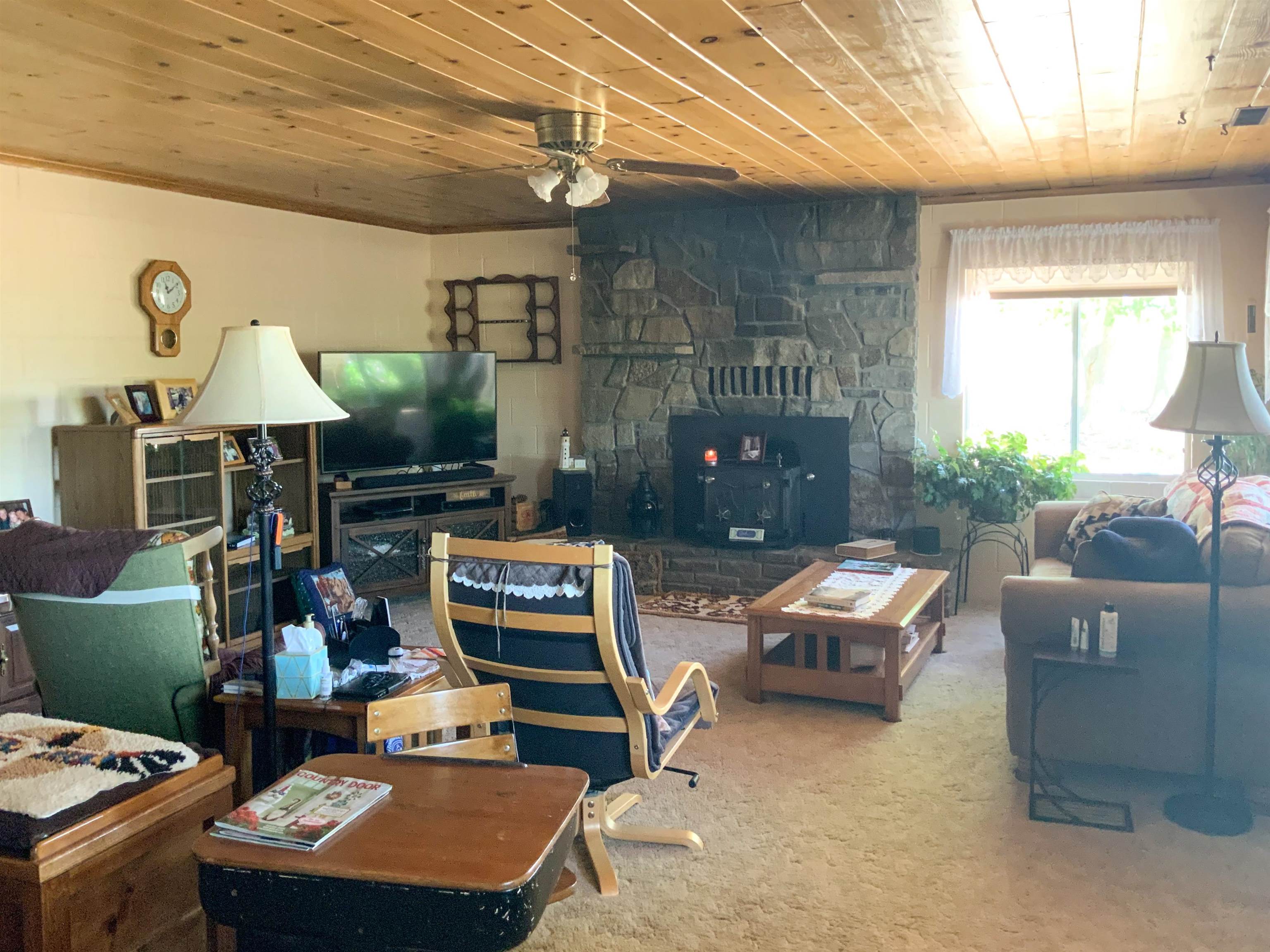 40 Lucas Road Bishop, CA 93514 - Photo 5 of 22