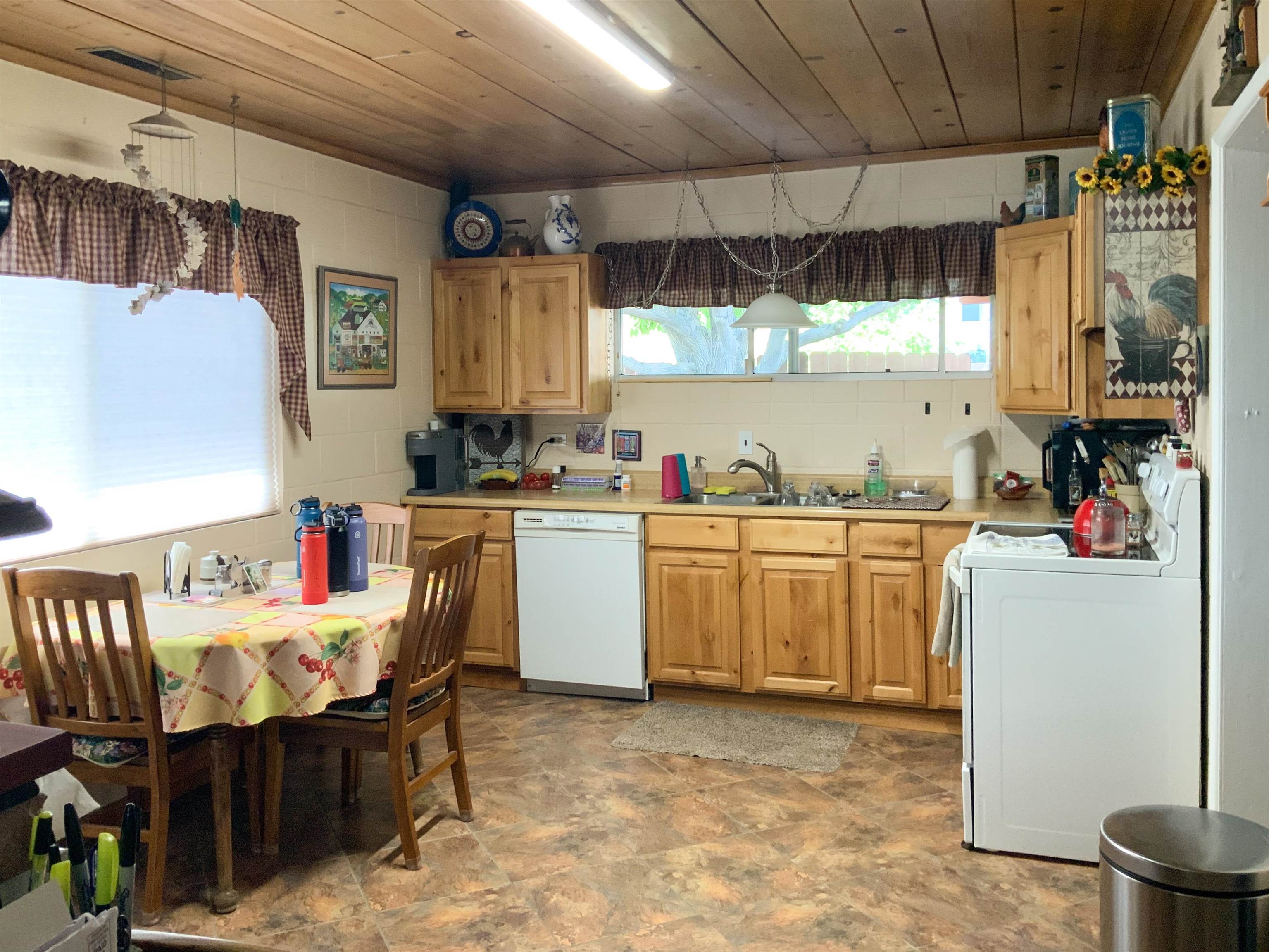 40 Lucas Road Bishop, CA 93514 - Photo 8 of 22