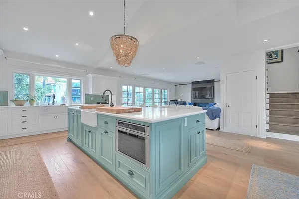 $5,785,000 | 5590 East The Toledo, Long Beach, CA 90803