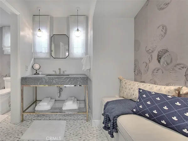 $5,785,000 | 5590 East The Toledo, Long Beach, CA 90803