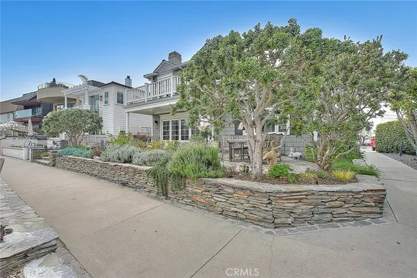 $5,785,000 | 5590 East The Toledo, Long Beach, CA 90803