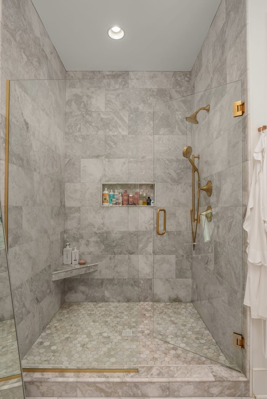 4909 Dakota Avenue Nashville, TN 37209 - Photo 23 of 39 a bathroom with a shower