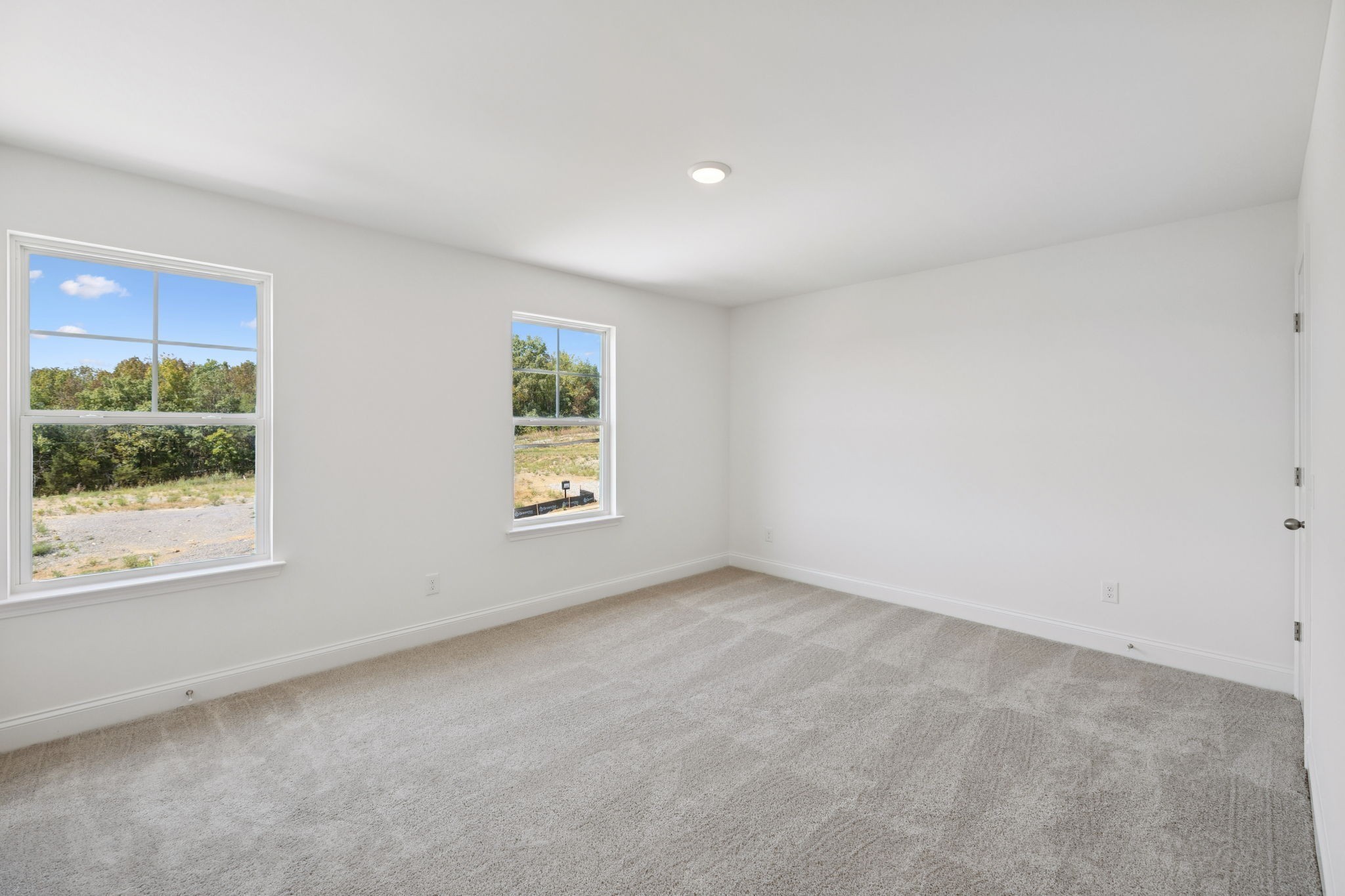 140 Emeline Way Mount Juliet, TN 37122 - Photo 26 of 35 an empty room with windows