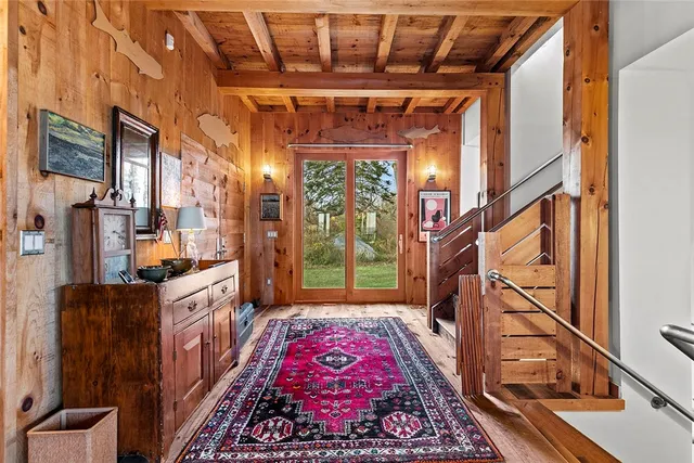 $6,500,000 | 1635 Isabella Beach Road, Fishers Island, NY 06390