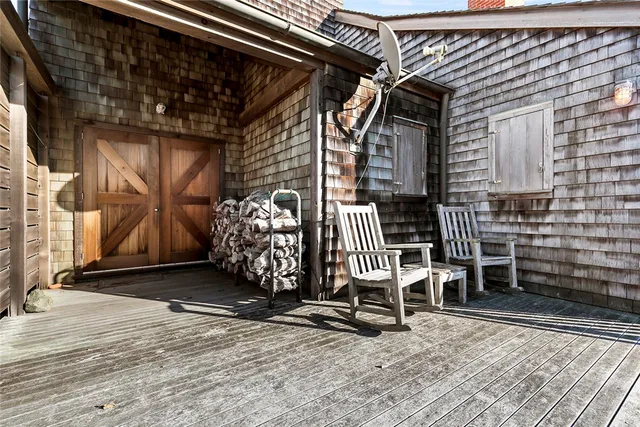 $6,500,000 | 1635 Isabella Beach Road, Fishers Island, NY 06390