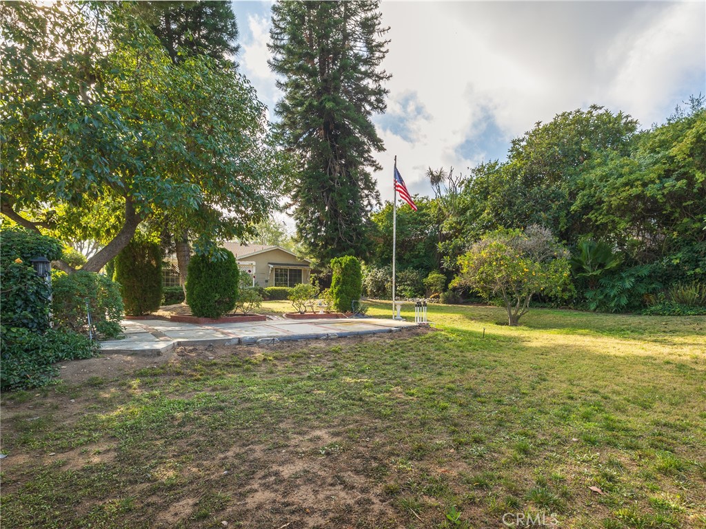 61 Ranchview Road Rolling Hills Estates, CA 90274 - Photo 32 of 44 a view of a playground with basketball court