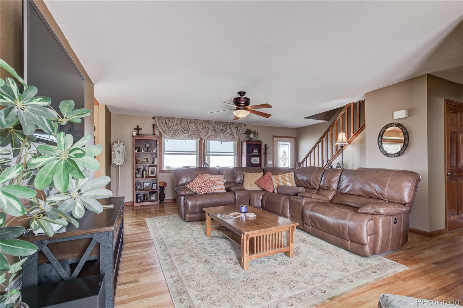 9202 Apache Road Parker, CO 80138 - Photo 11 of 35 Gallery Image 11