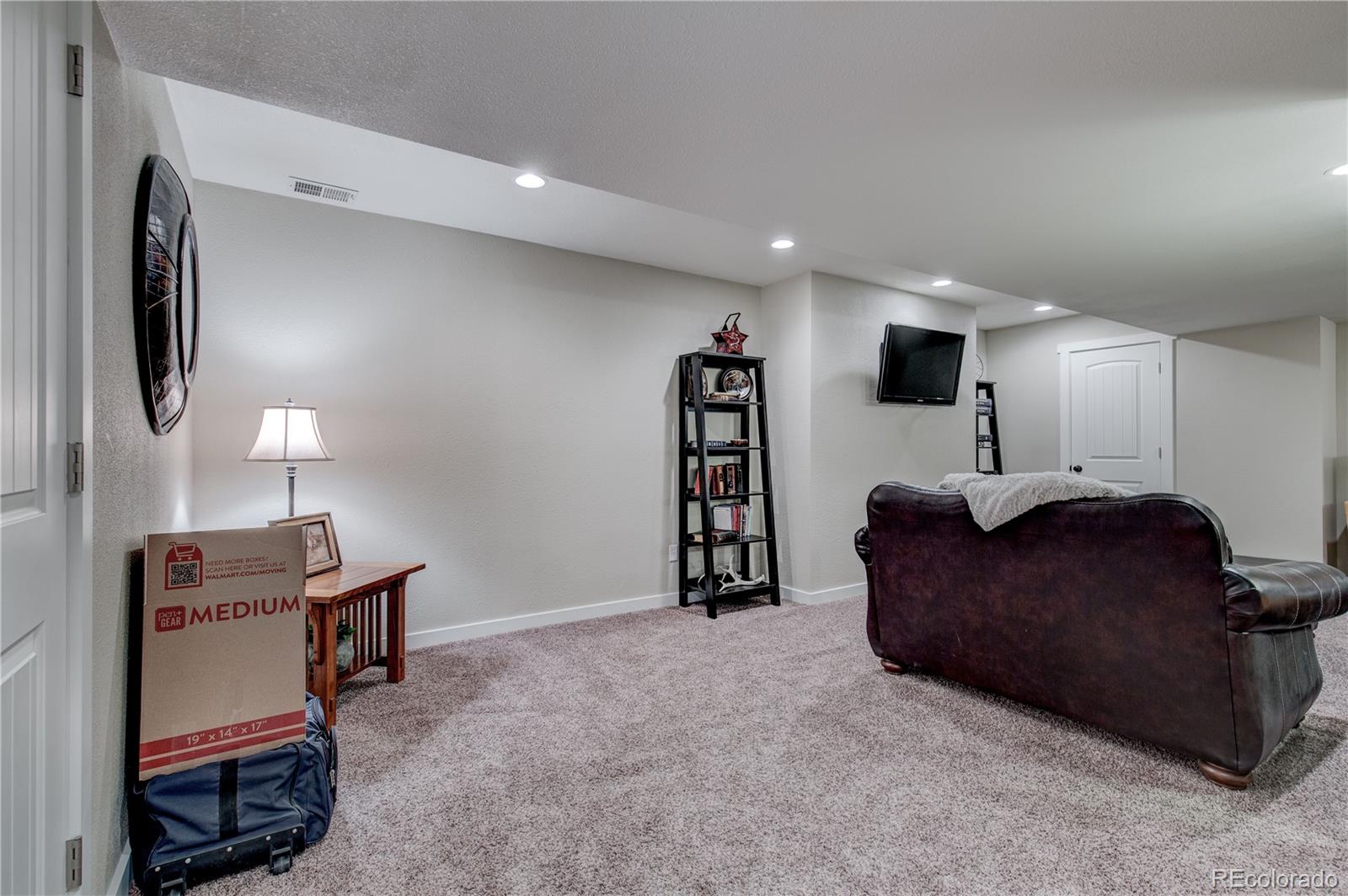 9202 Apache Road Parker, CO 80138 - Photo 18 of 35 Gallery Image 18