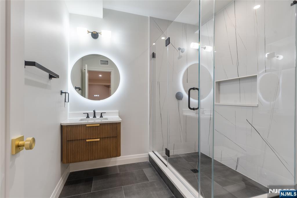 333 Harrison Street Paramus, NJ 07652 - Photo 41 of 50