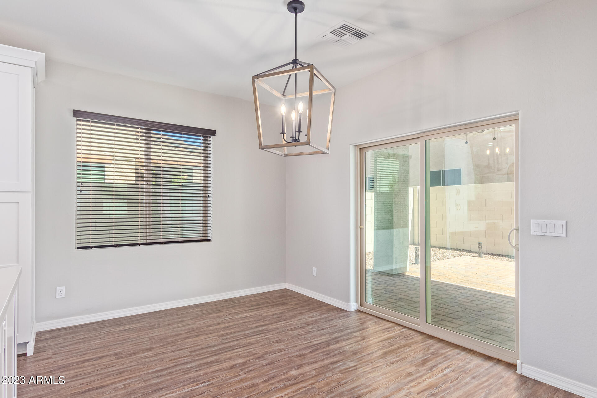 1741 South Rochester Drive Gilbert, AZ 85295 - Photo 8 of 32 12-Rochester