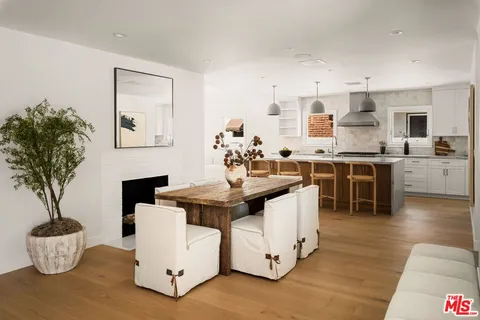 $3,095,000 | 11319 Rose Avenue, Los Angeles, CA 90066