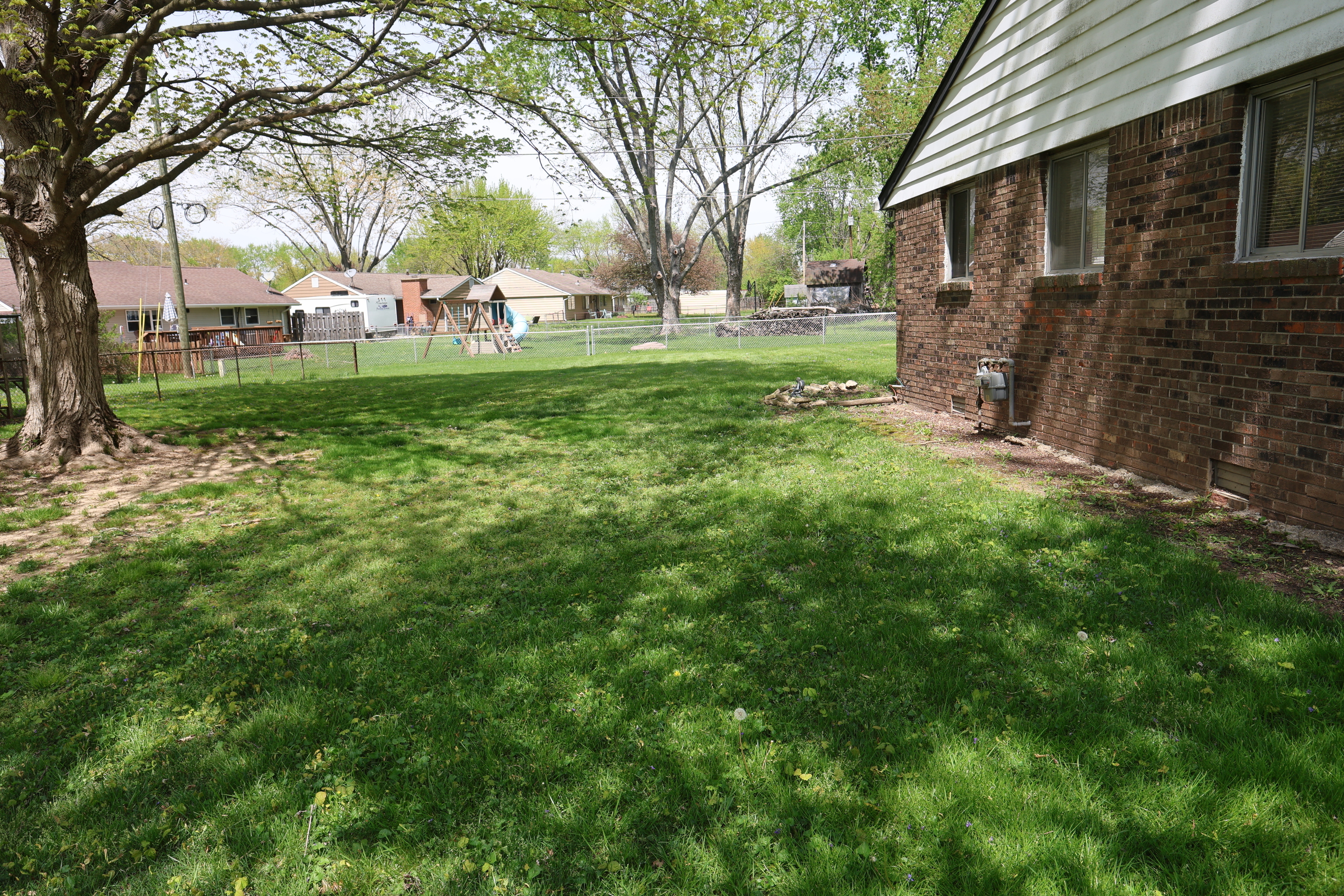 1428 Stanley Road Plainfield, IN 46168 - Photo 3 of 24 Gallery Image 3