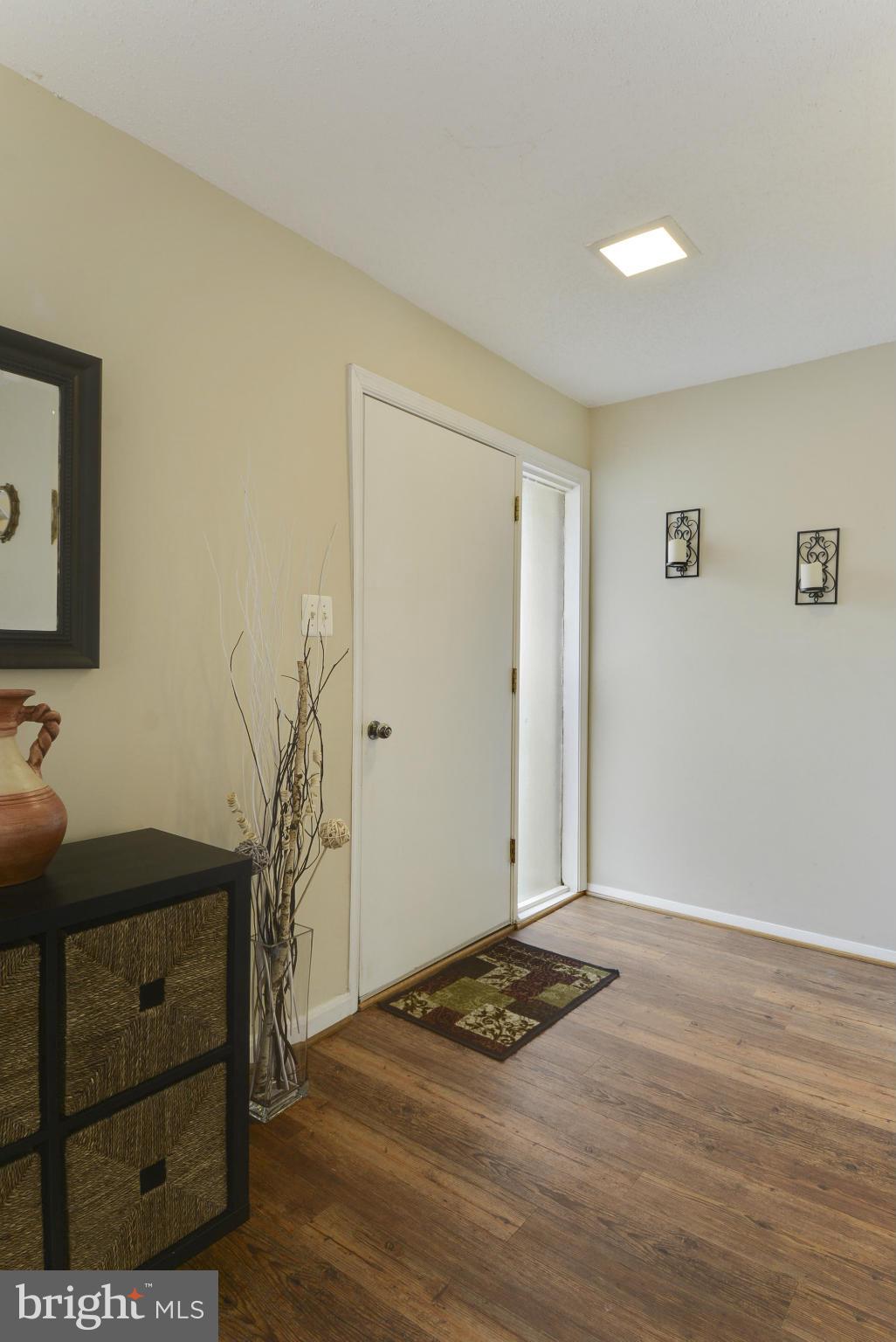 2228 White Cornus Lane Reston, VA 20191 - Photo 13 of 30 Interior (General)