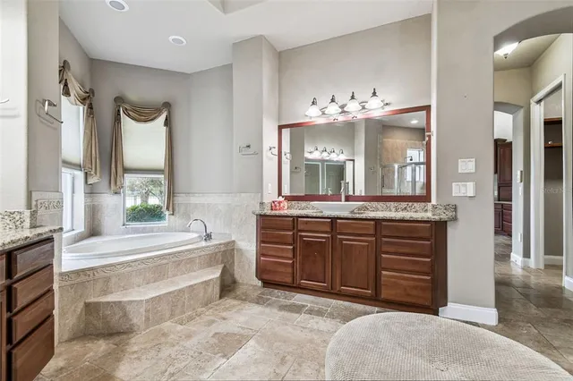 $999,999 | 1641 Altamont Lane, Odessa, FL 33556