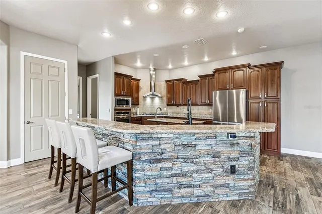 $999,999 | 1641 Altamont Lane, Odessa, FL 33556