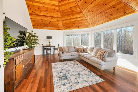 $1,100,000 | 12 Wildwood Road, Gilford, NH 03249