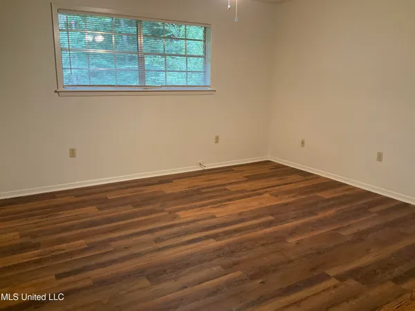 $1,800 | 1201 Pineview Drive, Clinton, MS 39056