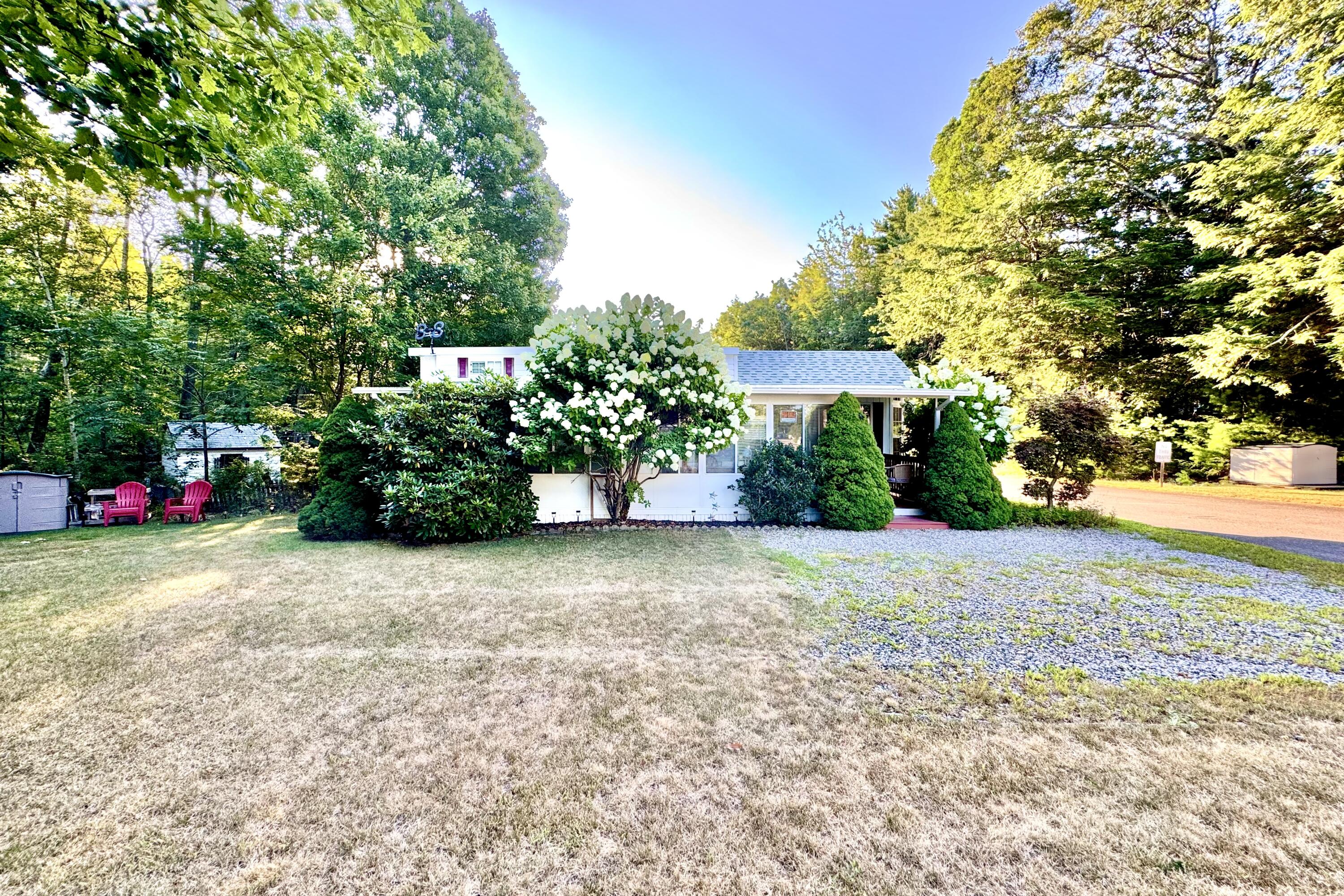 430 Post Road, Unit 202 Wells, ME 04090 - Photo 6 of 34 IMG_3375