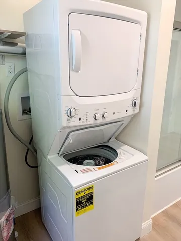 $2,550 | 43 Bates Street, Unit 1, Northampton, MA 01060