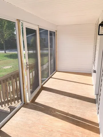 $2,550 | 43 Bates Street, Unit 1, Northampton, MA 01060