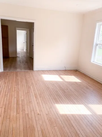 $2,550 | 43 Bates Street, Unit 1, Northampton, MA 01060