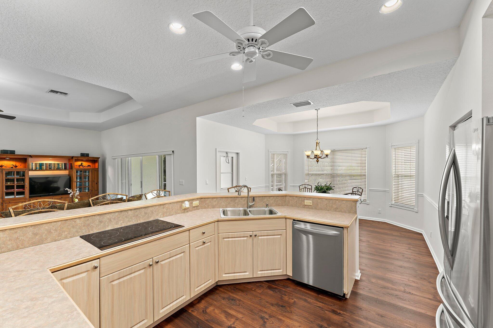 15784 Alexander Run Jupiter, FL 33478 - Photo 13 of 44 Kitchen in great condition