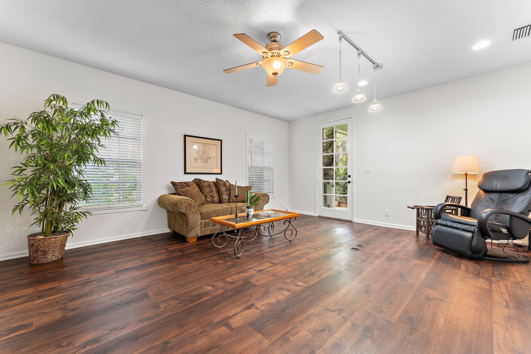 15784 Alexander Run Jupiter, FL 33478 - Photo 22 of 44 3rd bedroom/office/MIL etc