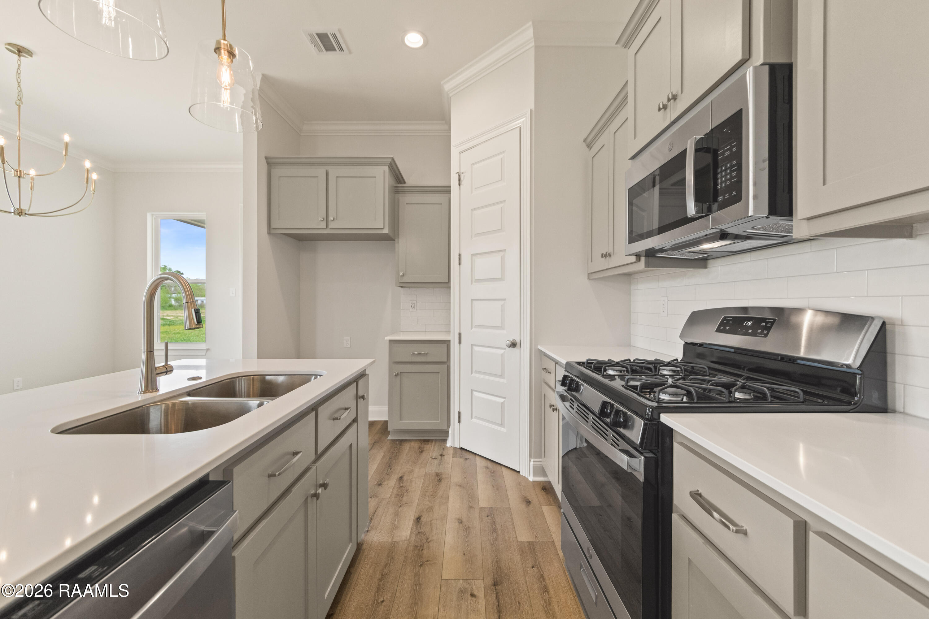 300 Long Creek Scott, LA 70583 - Photo 15 of 36 300 Long Creek Lane-47