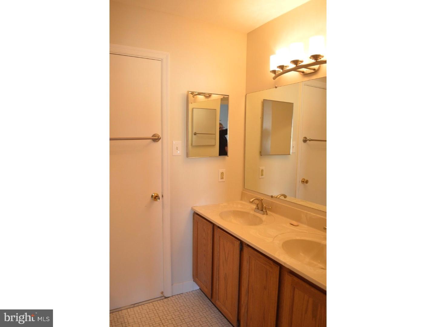 152 Bradbury Road Brookhaven, PA 19015 - Photo 16 of 19 Bathroom