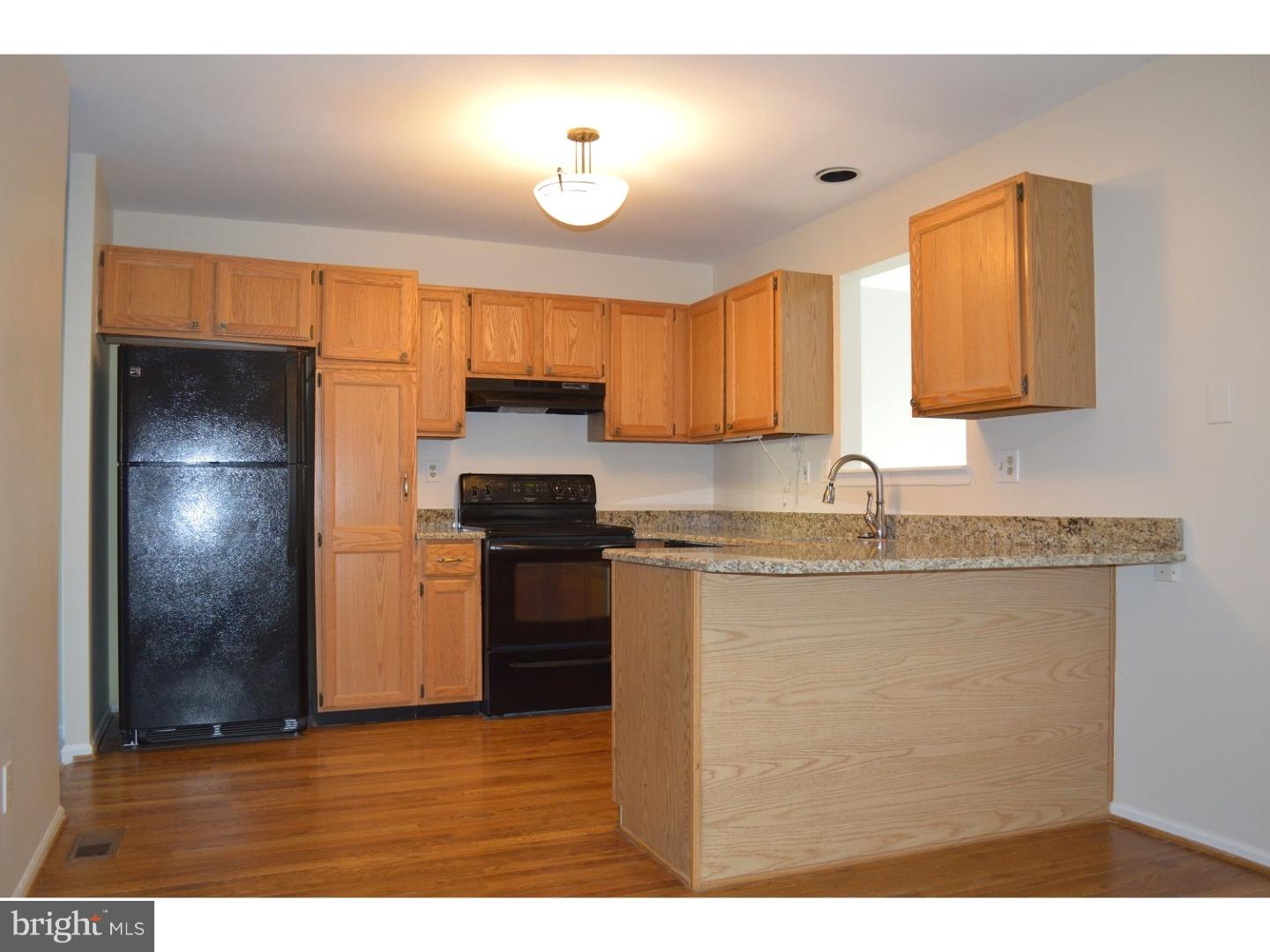 152 Bradbury Road Brookhaven, PA 19015 - Photo 5 of 19 Kitchen